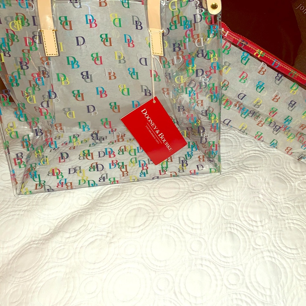 Clear bags for Valentine’s Day With make up bag